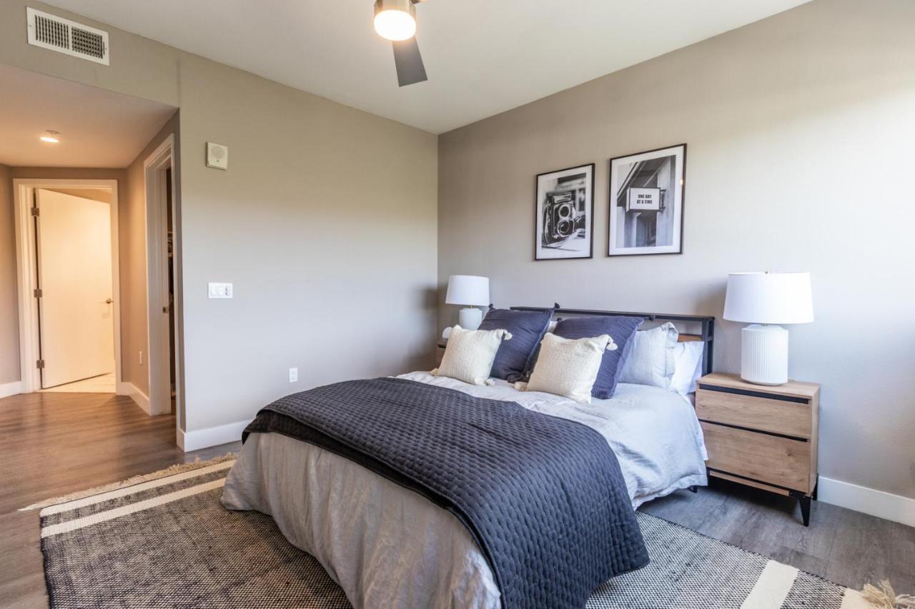 Luxury And Bright 2bdr And 2bth 4 Guests In Hollywood Apartment *